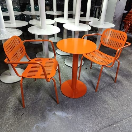 Yeşim Metal Masa Sandalye